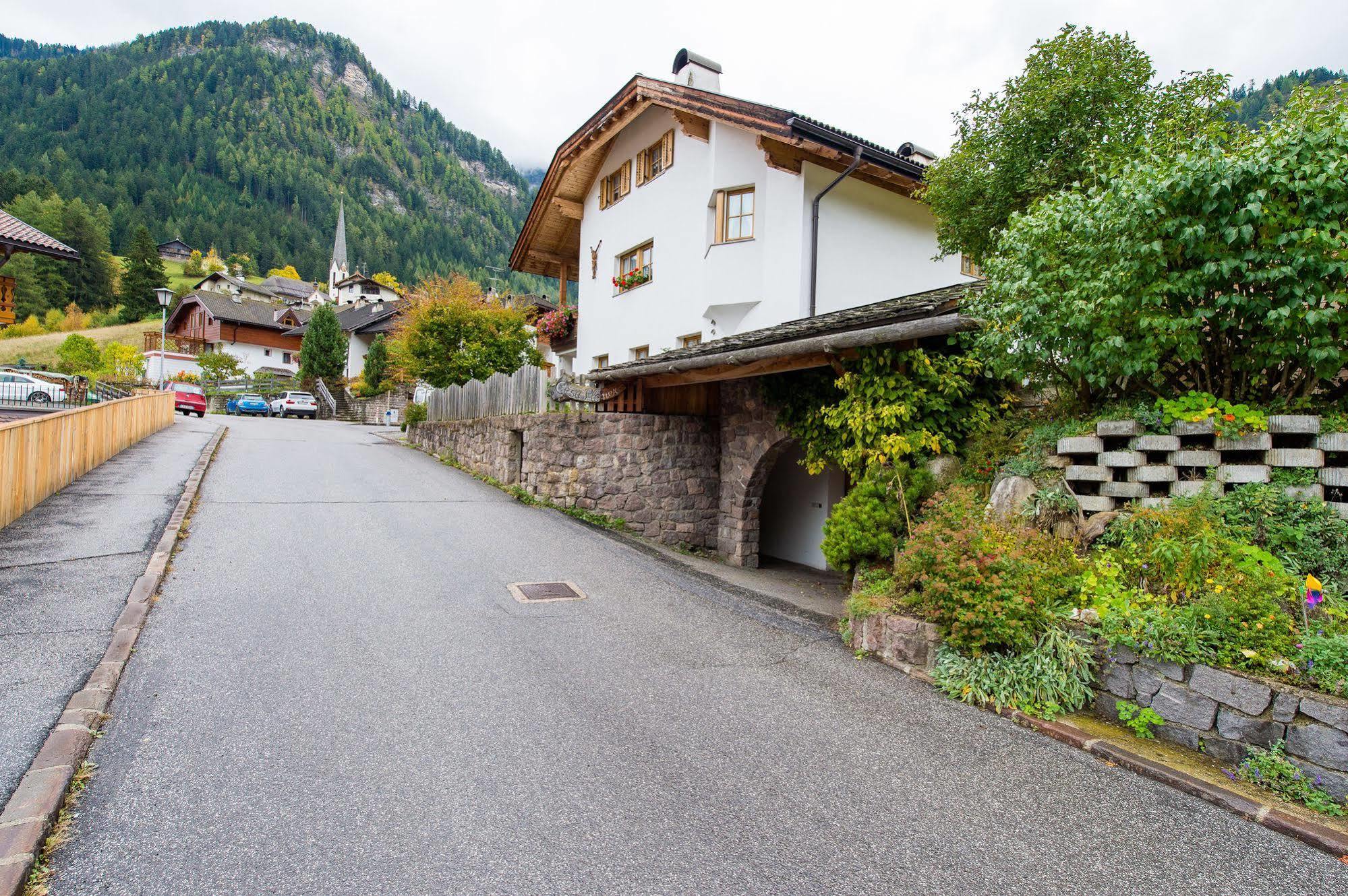 Apartments Cesa Ploner Ortisei Exteriör bild